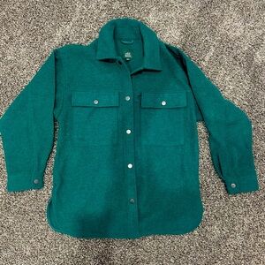 Wild fable oversized xs green shacket never worn! New w/o tags! Super cute!